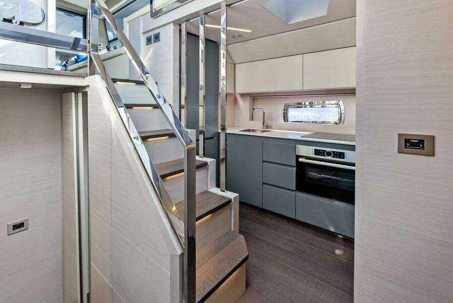 NIKI 70ft Pershing Yacht For Sale NIKI 70ft Pershing Yacht For Sale