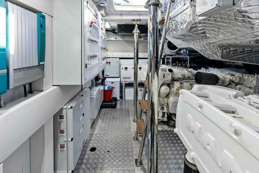 NIKI 70ft Pershing Yacht For Sale NIKI 70ft Pershing Yacht For Sale