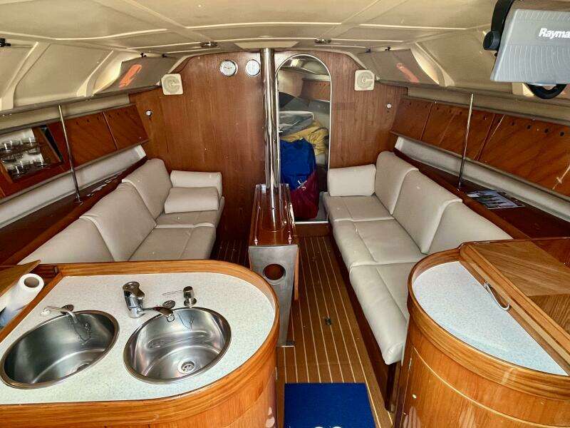 Marianne 38ft Beneteau Yacht For Sale