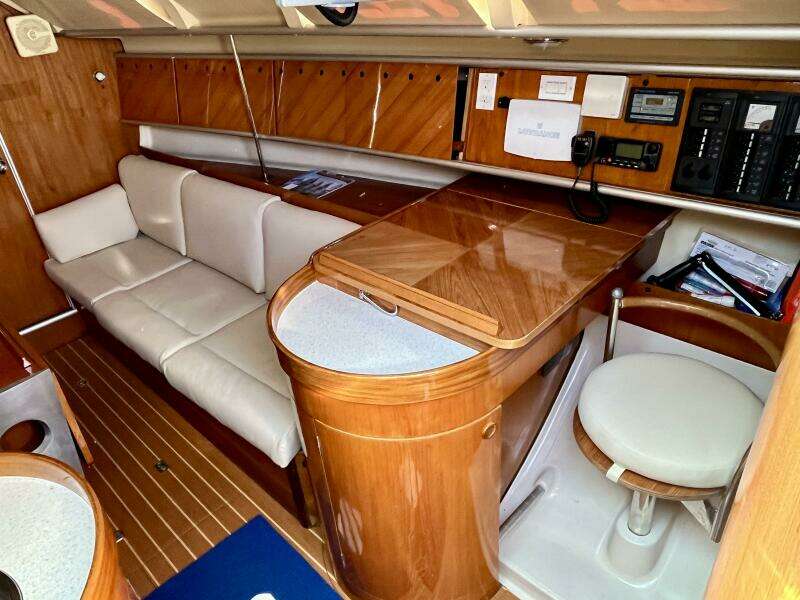 Marianne 38ft Beneteau Yacht For Sale