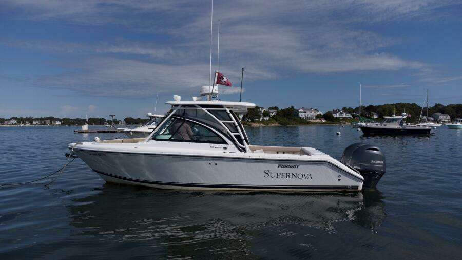 Supernova  25ft Pursuit Yacht For Sale