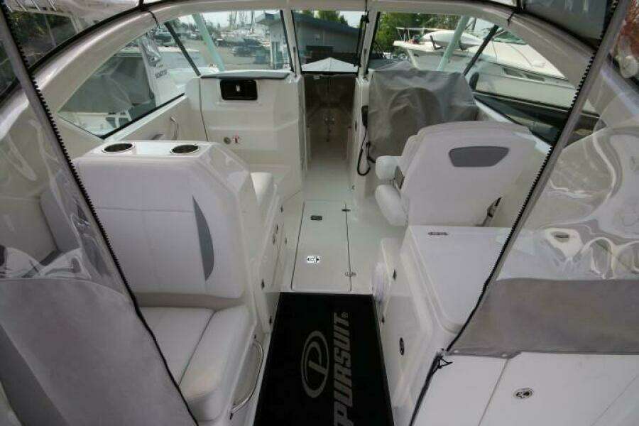 27ft Pursuit Yacht For Sale