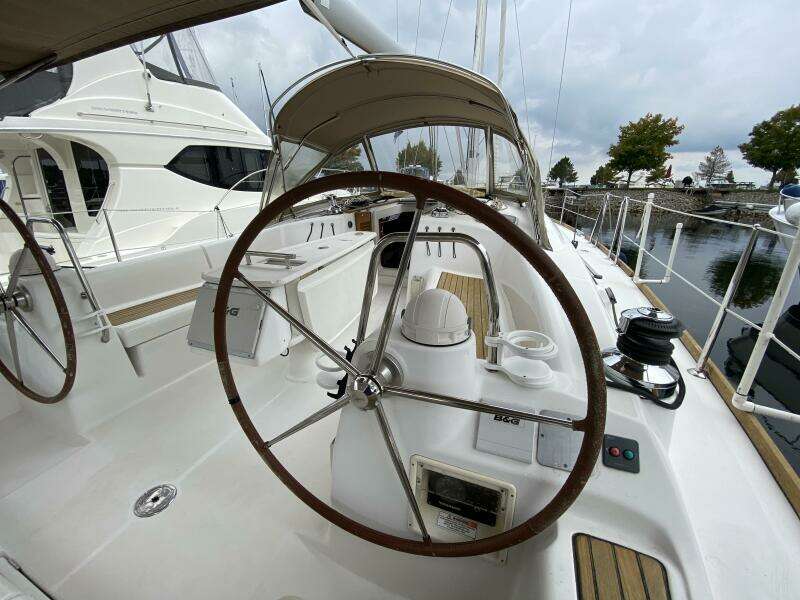 J Ouvert 43ft Beneteau Yacht For Sale