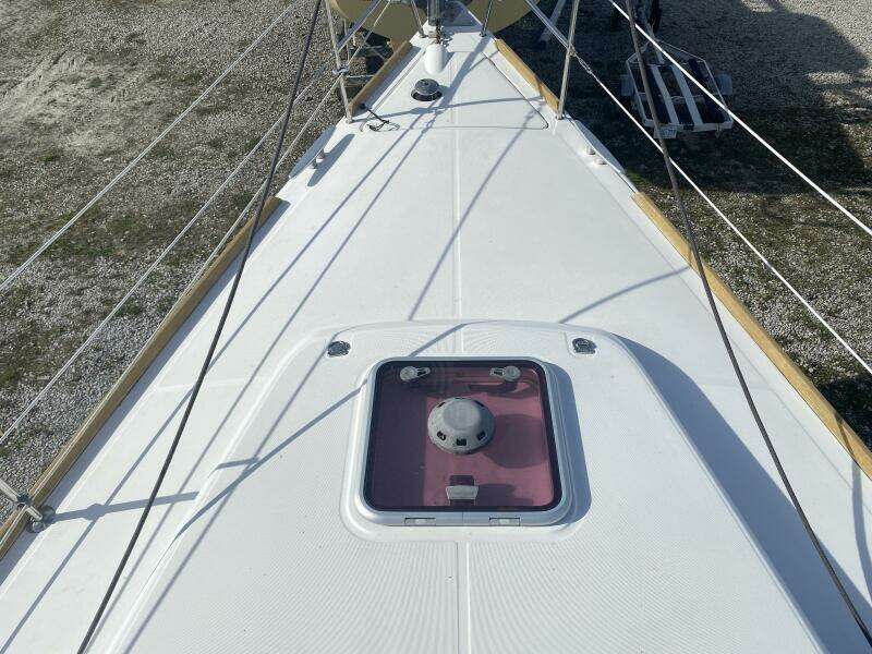 J Ouvert 43ft Beneteau Yacht For Sale