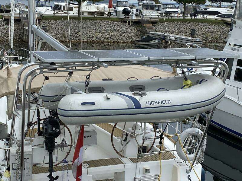 J Ouvert 43ft Beneteau Yacht For Sale