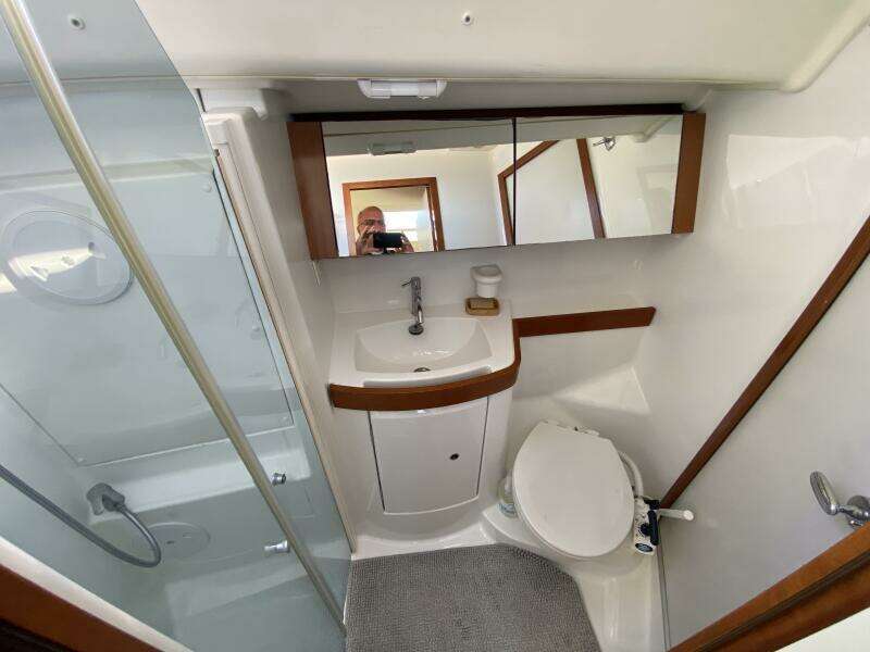 J Ouvert 43ft Beneteau Yacht For Sale