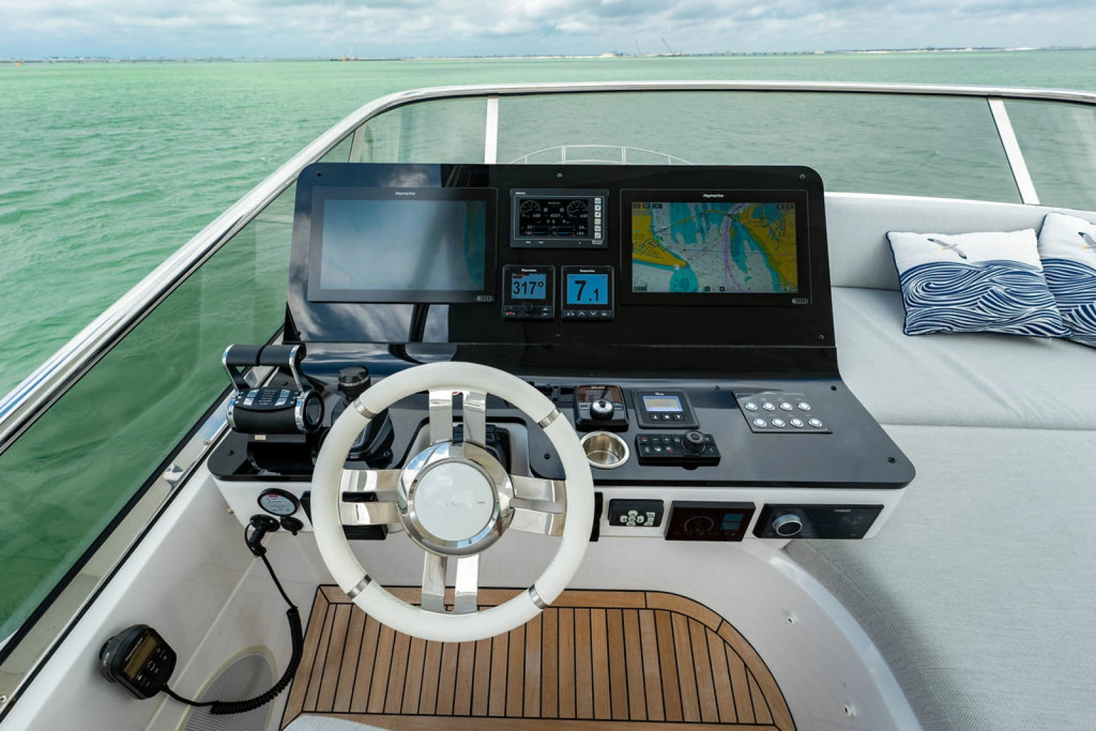 2022 Azimut 55 FLY