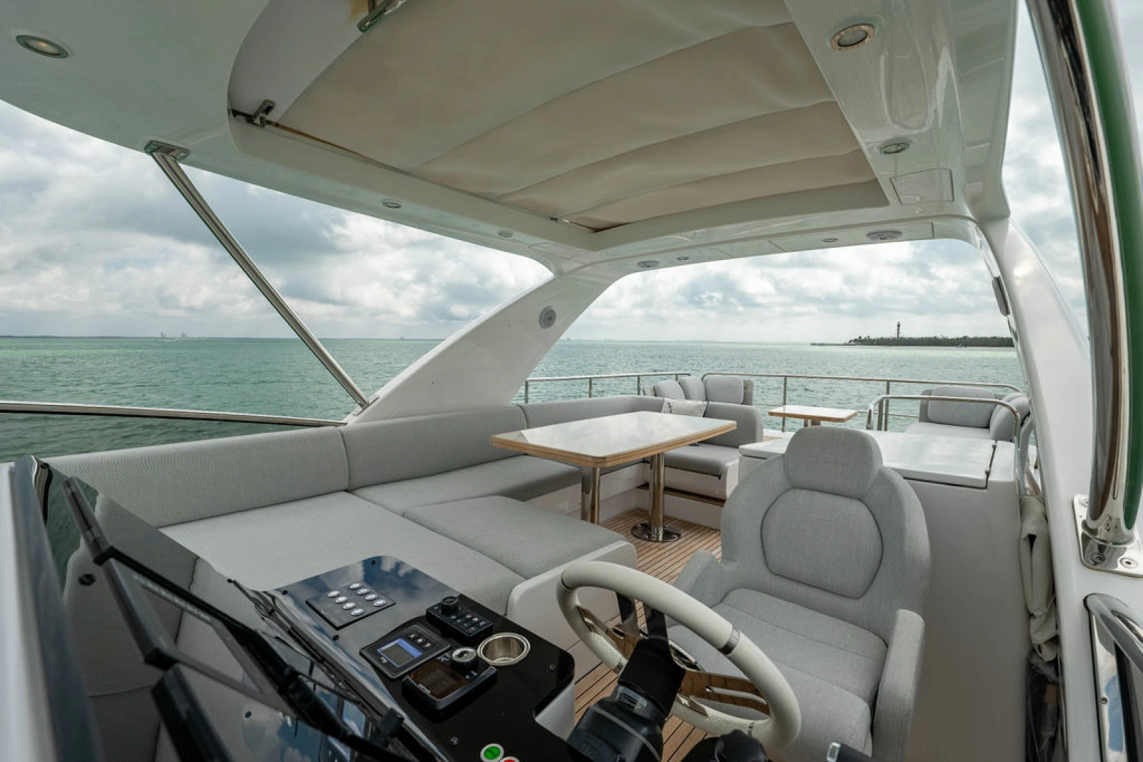 2022 Azimut 55 FLY