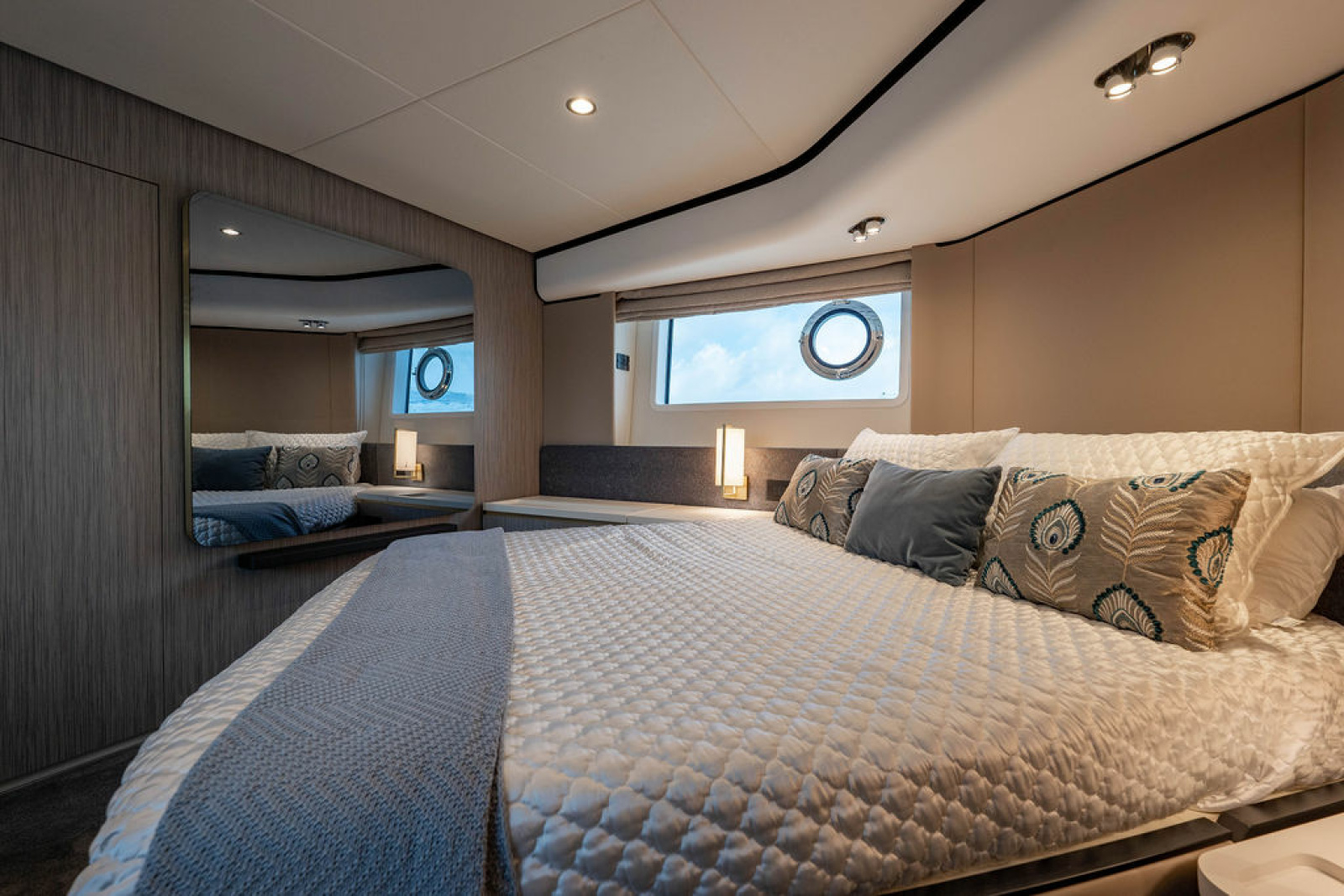 2022 Azimut 55 FLY