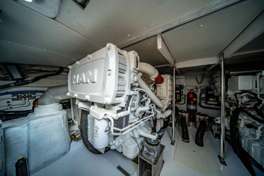 55ft Azimut Yacht For Sale