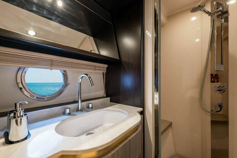 55ft Azimut Yacht For Sale