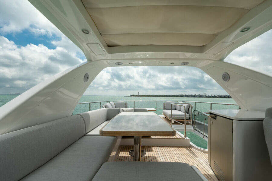 55ft Azimut Yacht For Sale
