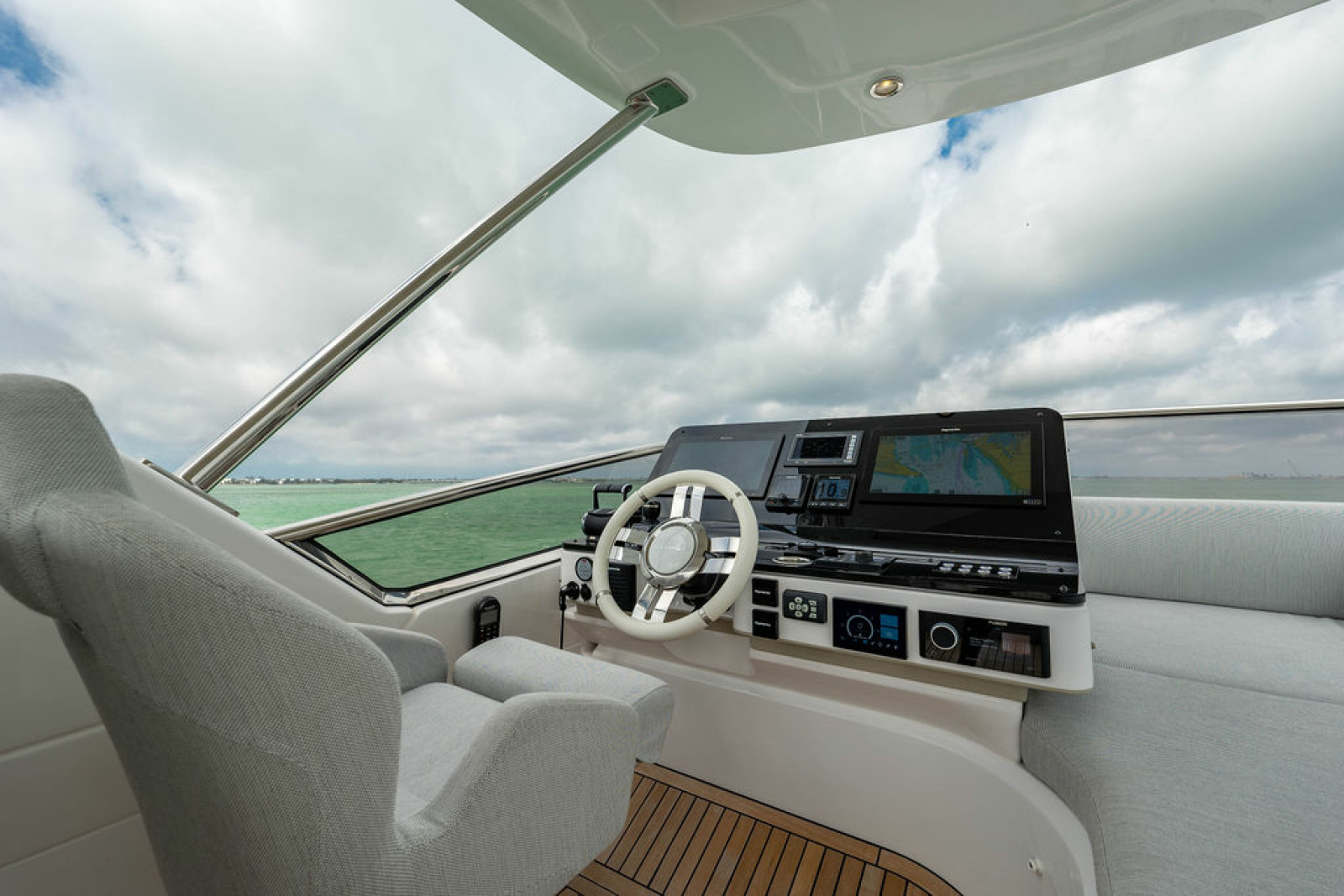 2022 Azimut 55 FLY