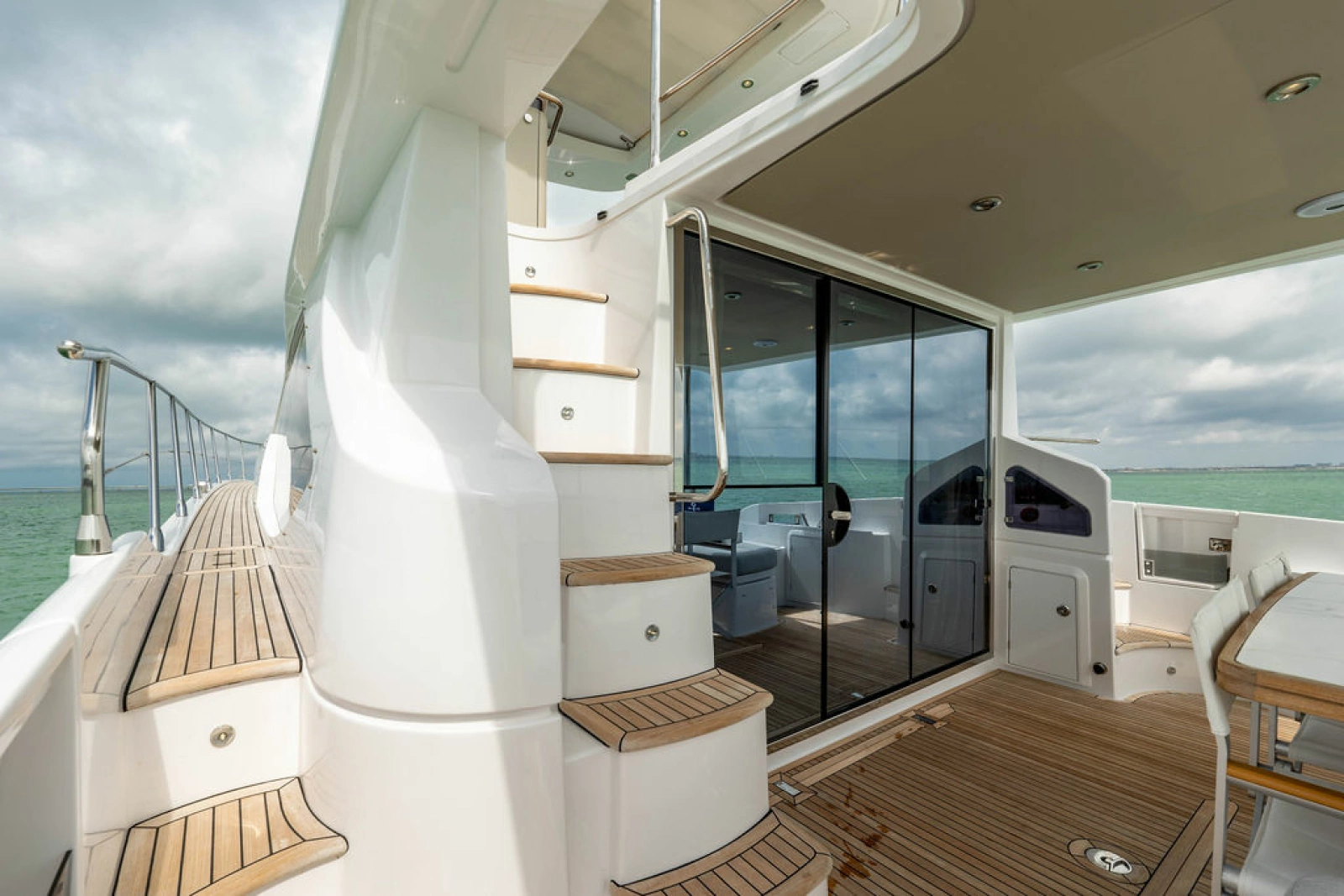 2022 Azimut 55 FLY