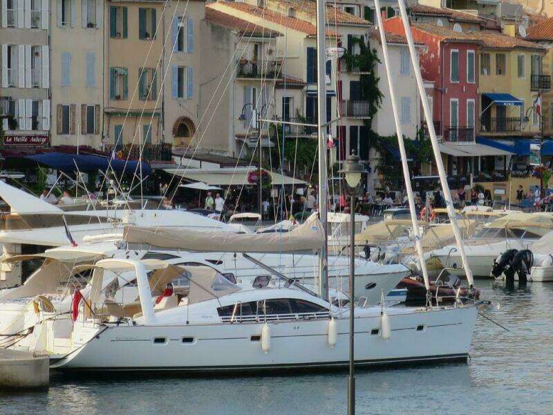 Phoenix 47ft Wauquiez Yacht For Sale