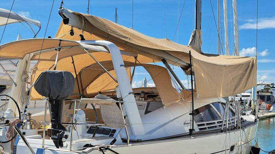 Phoenix 47ft Wauquiez Yacht For Sale