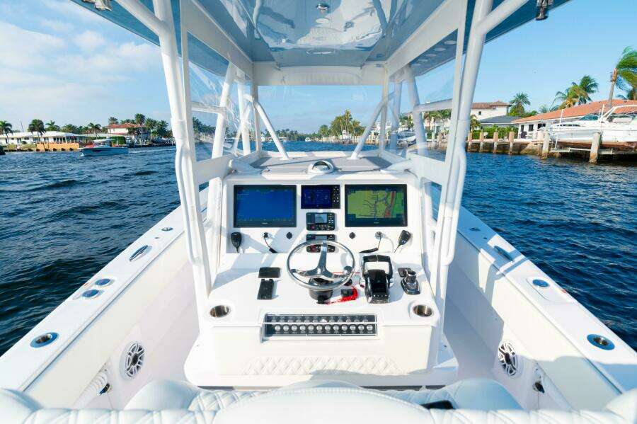 Freedom Frigate 36ft Invincible Yacht For Sale