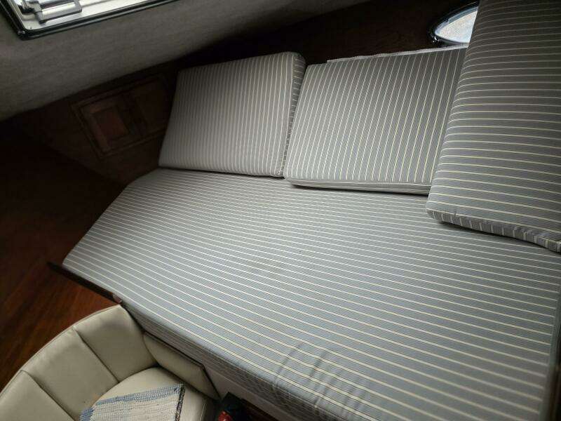 31ft Prowler Yacht For Sale