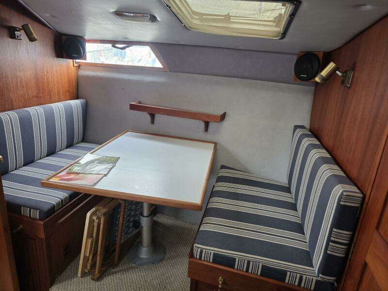 31ft Prowler Yacht For Sale