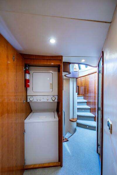TO LIFE  62ft Azimut Yacht For Sale