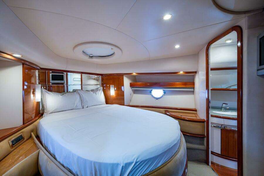TO LIFE  62ft Azimut Yacht For Sale