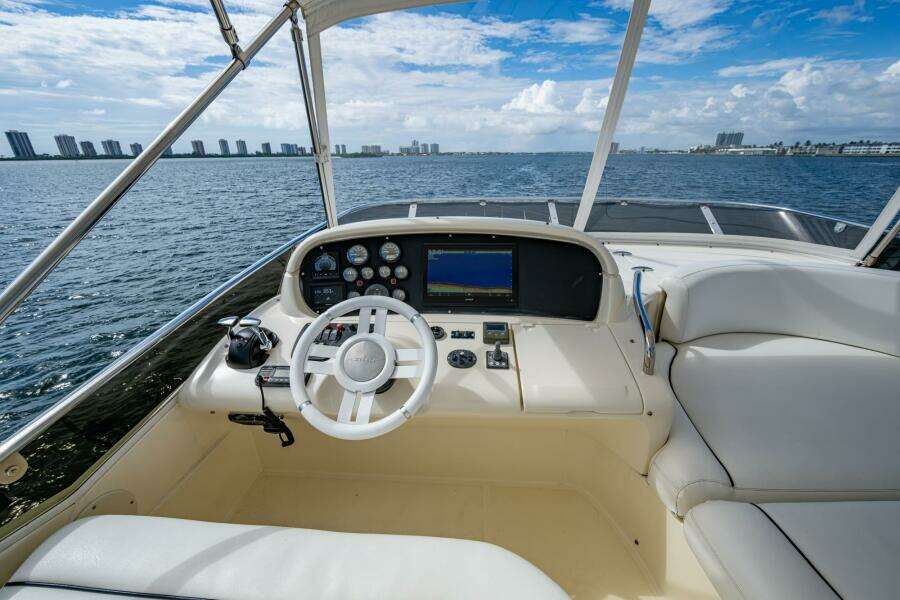 TO LIFE  62ft Azimut Yacht For Sale
