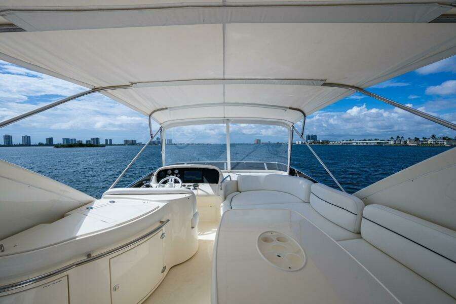 TO LIFE  62ft Azimut Yacht For Sale