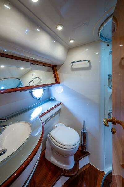 TO LIFE  62ft Azimut Yacht For Sale