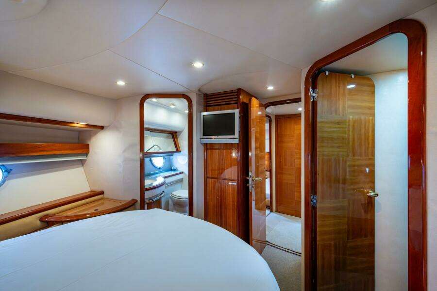TO LIFE  62ft Azimut Yacht For Sale