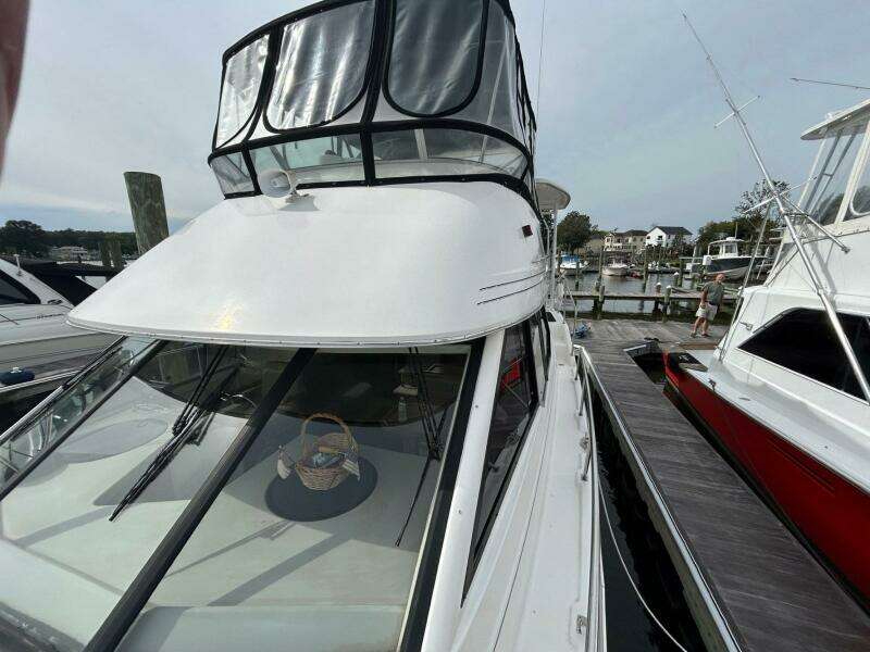 Compromise 35ft Bayliner Yacht For Sale