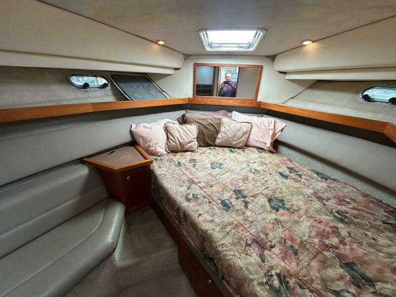 Compromise 35ft Bayliner Yacht For Sale