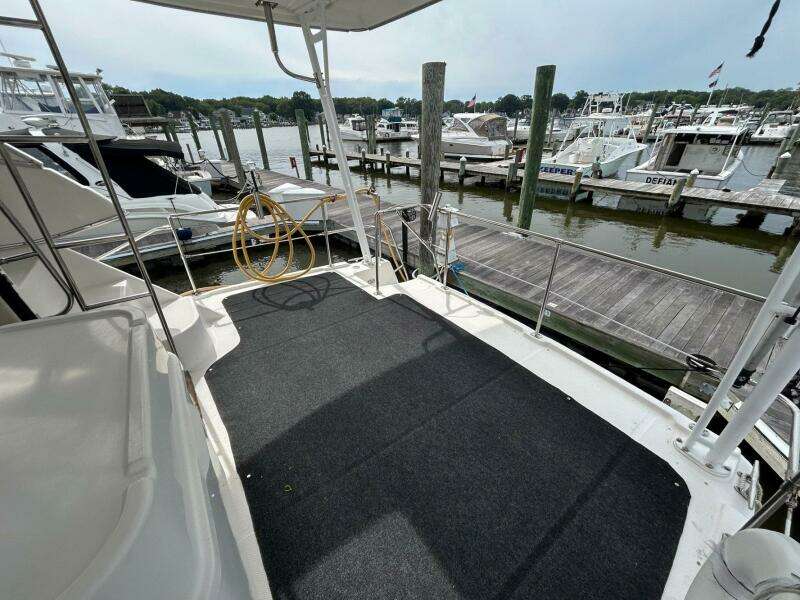 Compromise 35ft Bayliner Yacht For Sale