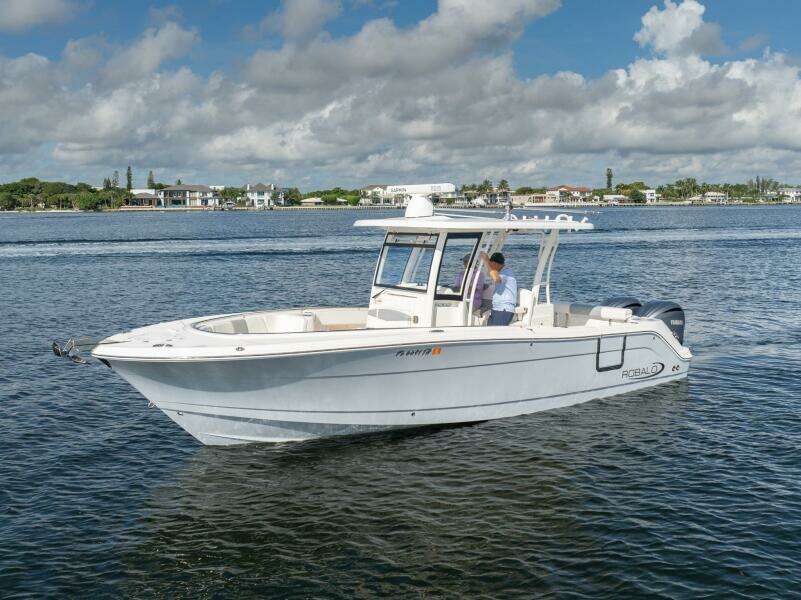 30ft Robalo Yacht For Sale