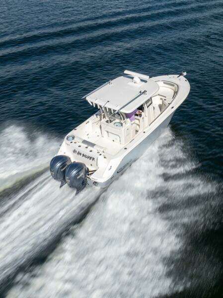 30ft Robalo Yacht For Sale