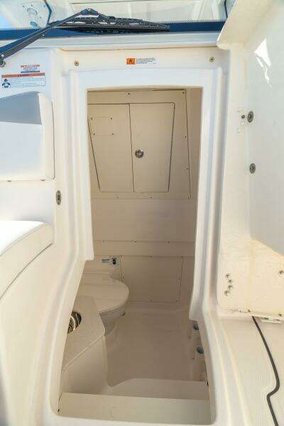 30ft Robalo Yacht For Sale