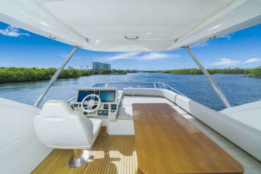 OUR TRADE 50ft Azimut Yacht For Sale OUR TRADE 50ft Azimut Yacht For Sale