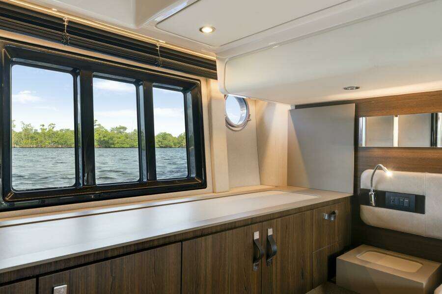 OUR TRADE 50ft Azimut Yacht For Sale OUR TRADE 50ft Azimut Yacht For Sale