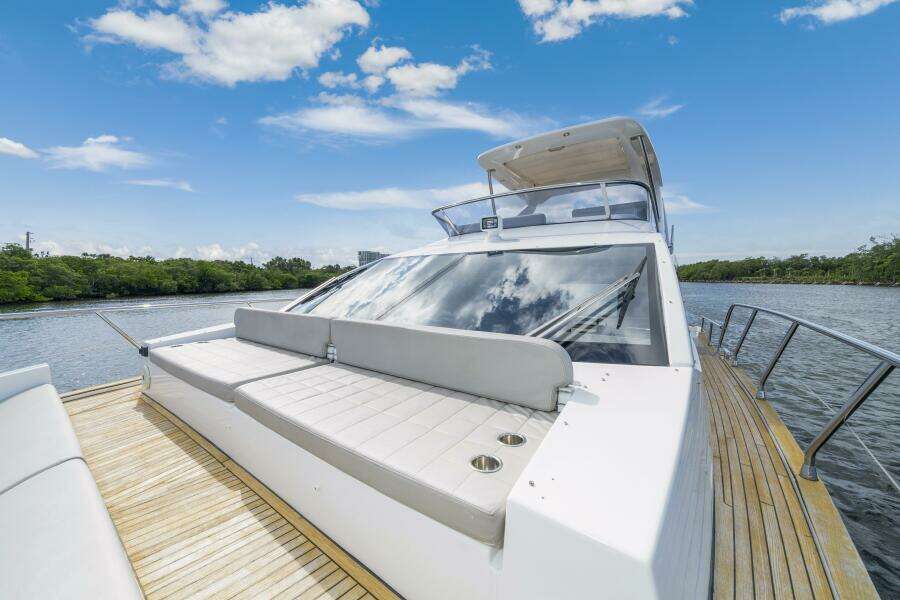 OUR TRADE 50ft Azimut Yacht For Sale OUR TRADE 50ft Azimut Yacht For Sale