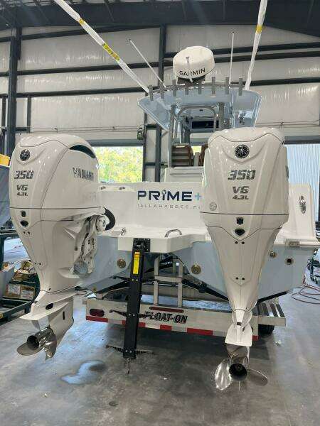 29ft Freeman Yacht For Sale