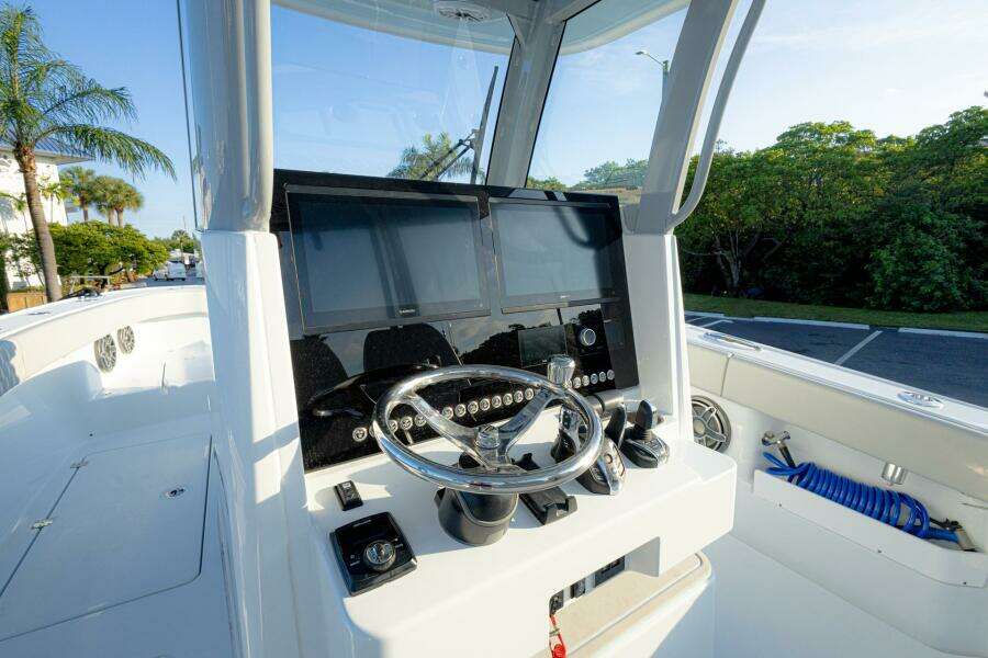 29ft Freeman Yacht For Sale