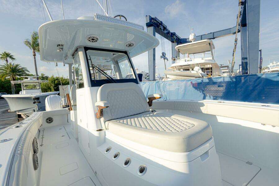 29ft Freeman Yacht For Sale