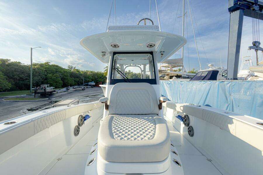 29ft Freeman Yacht For Sale