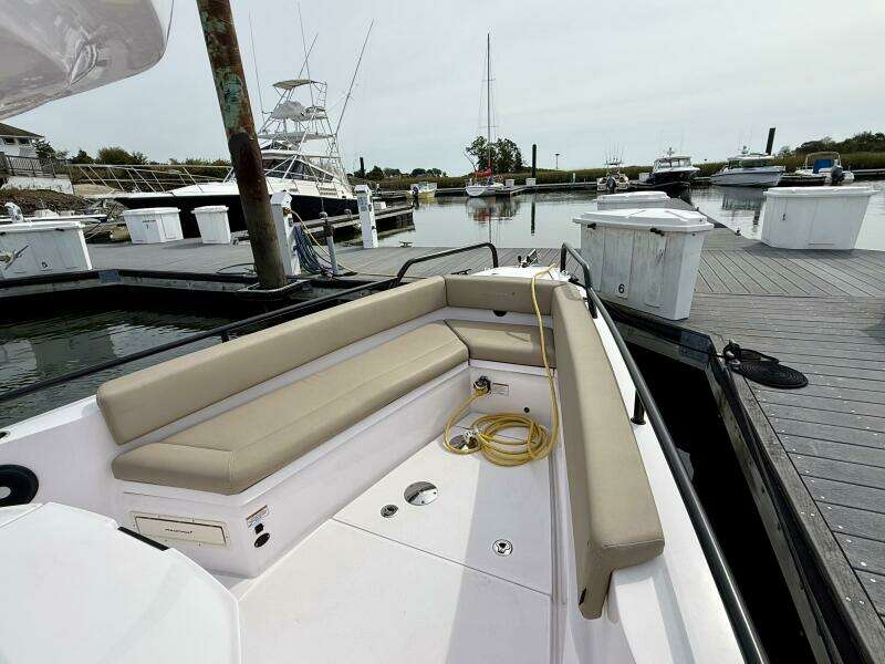 Macchina 28ft Axopar Yacht For Sale
