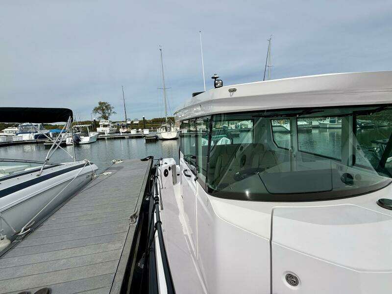 Macchina 28ft Axopar Yacht For Sale