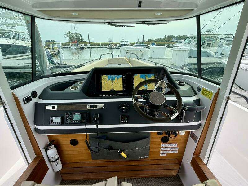 Macchina 28ft Axopar Yacht For Sale