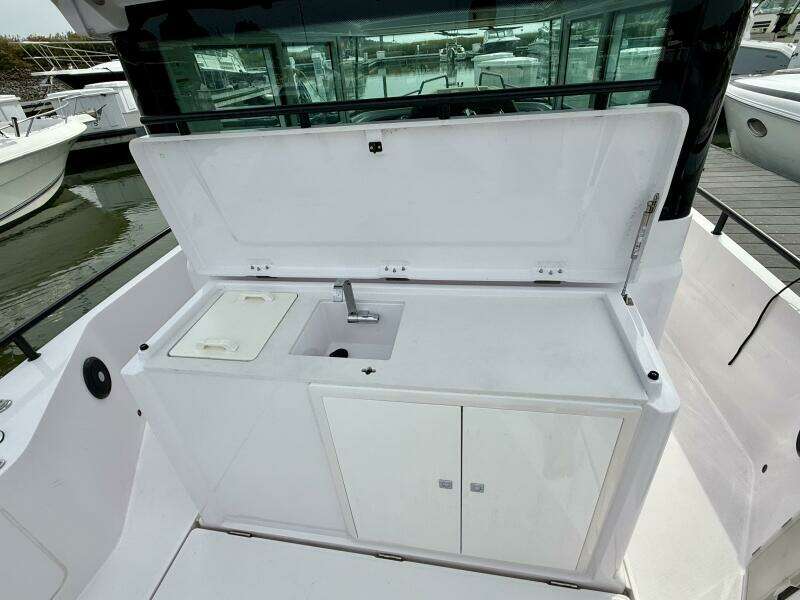 Macchina 28ft Axopar Yacht For Sale