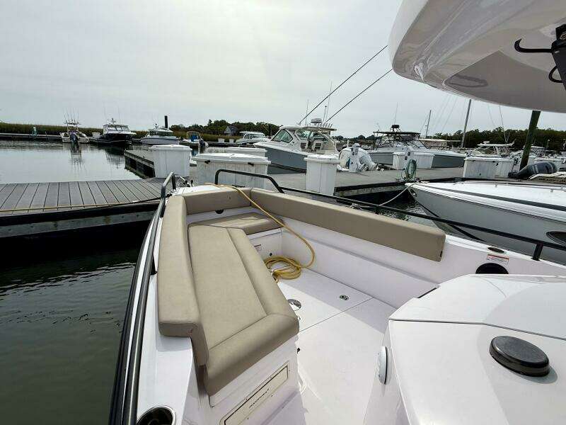 Macchina 28ft Axopar Yacht For Sale