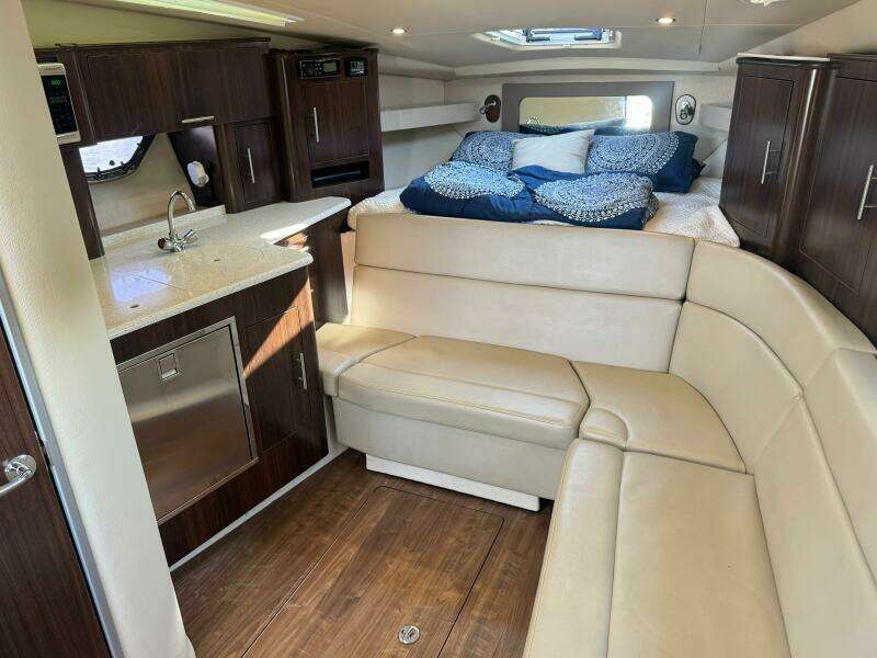 35ft Regal Yacht For Sale 35ft Regal Yacht For Sale