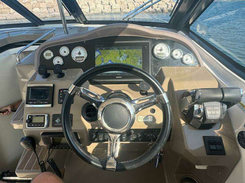 35ft Regal Yacht For Sale 35ft Regal Yacht For Sale