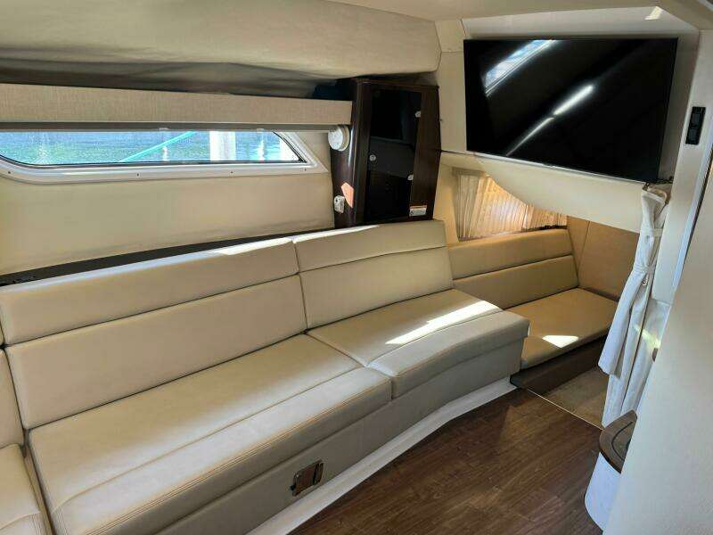 35ft Regal Yacht For Sale 35ft Regal Yacht For Sale